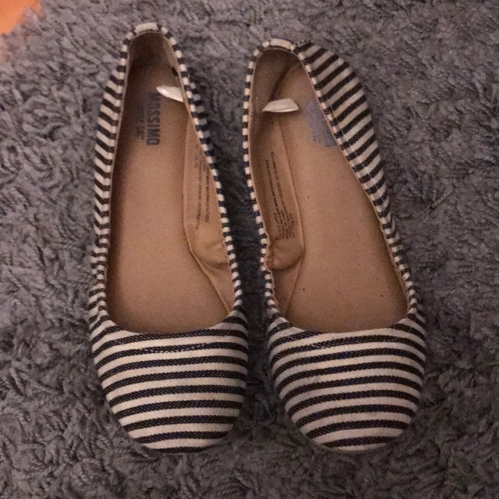 Black and white striped flats